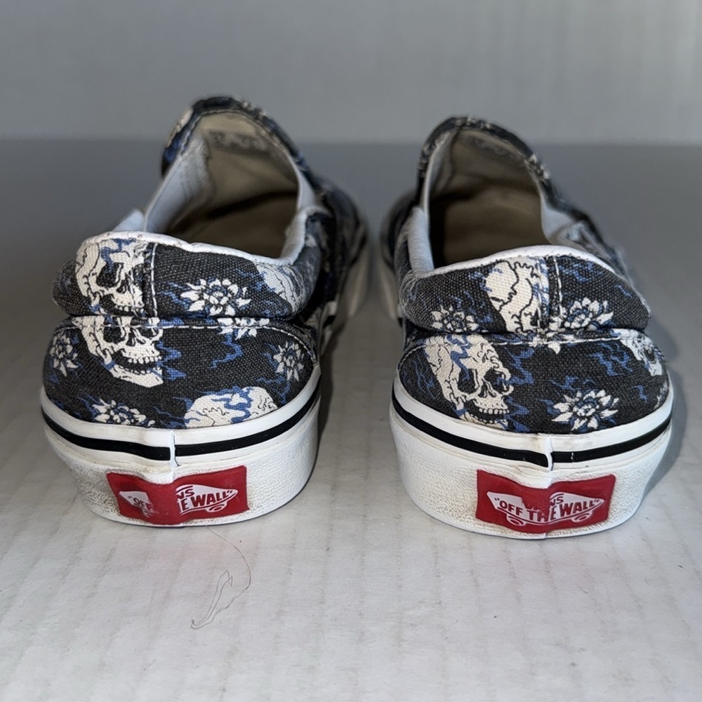 Vans Classic Flash Skulls Slip On Sneakers - Picture 8 of 11